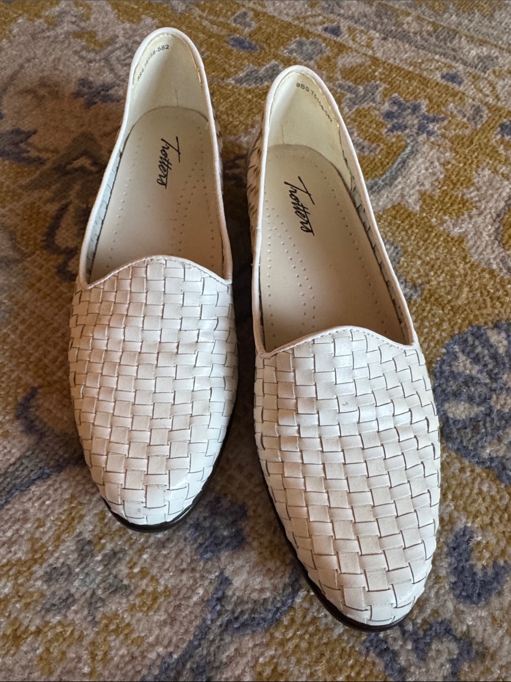 Trotters Cream Woven Slip-On Loafers